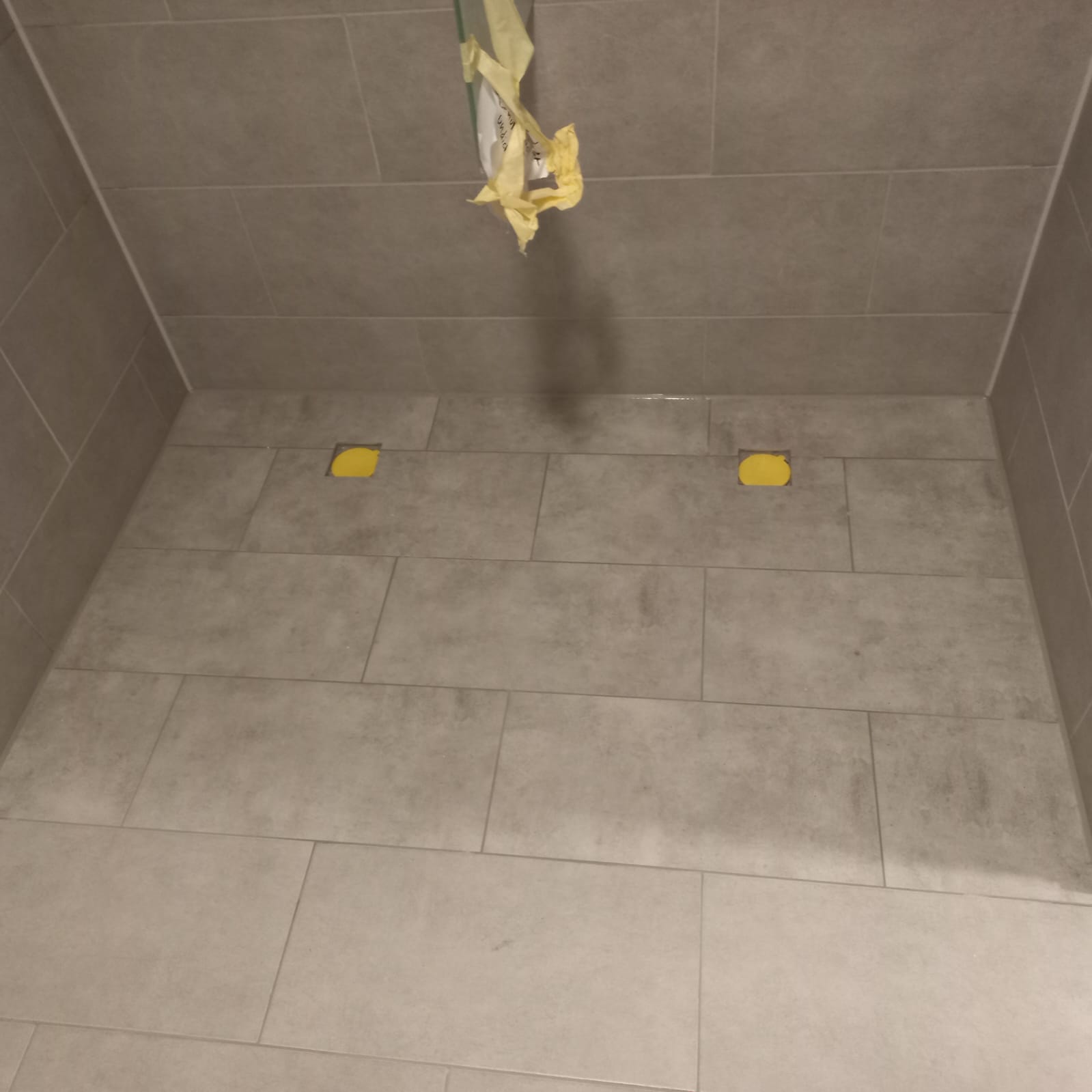 10 · Fertige Dusche